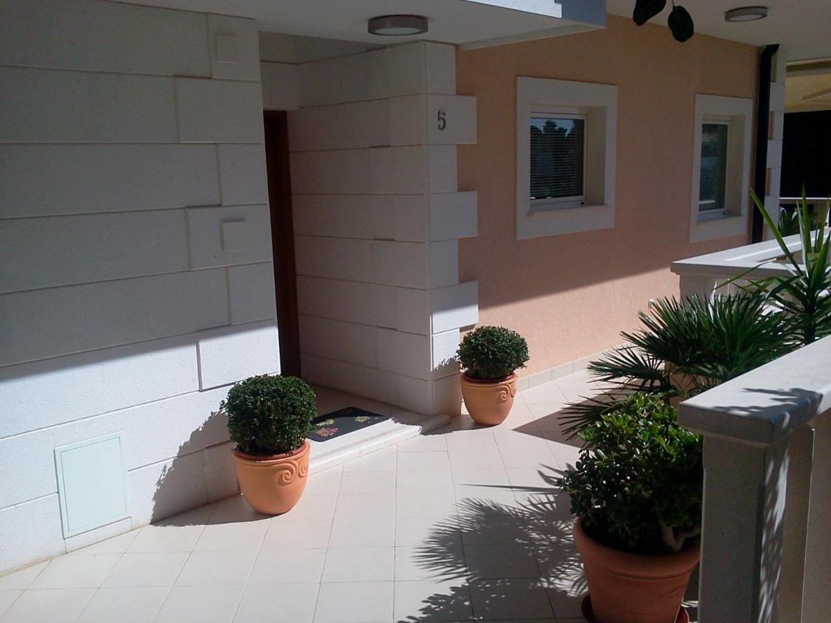 Apartments Jani هفار المظهر الخارجي الصورة