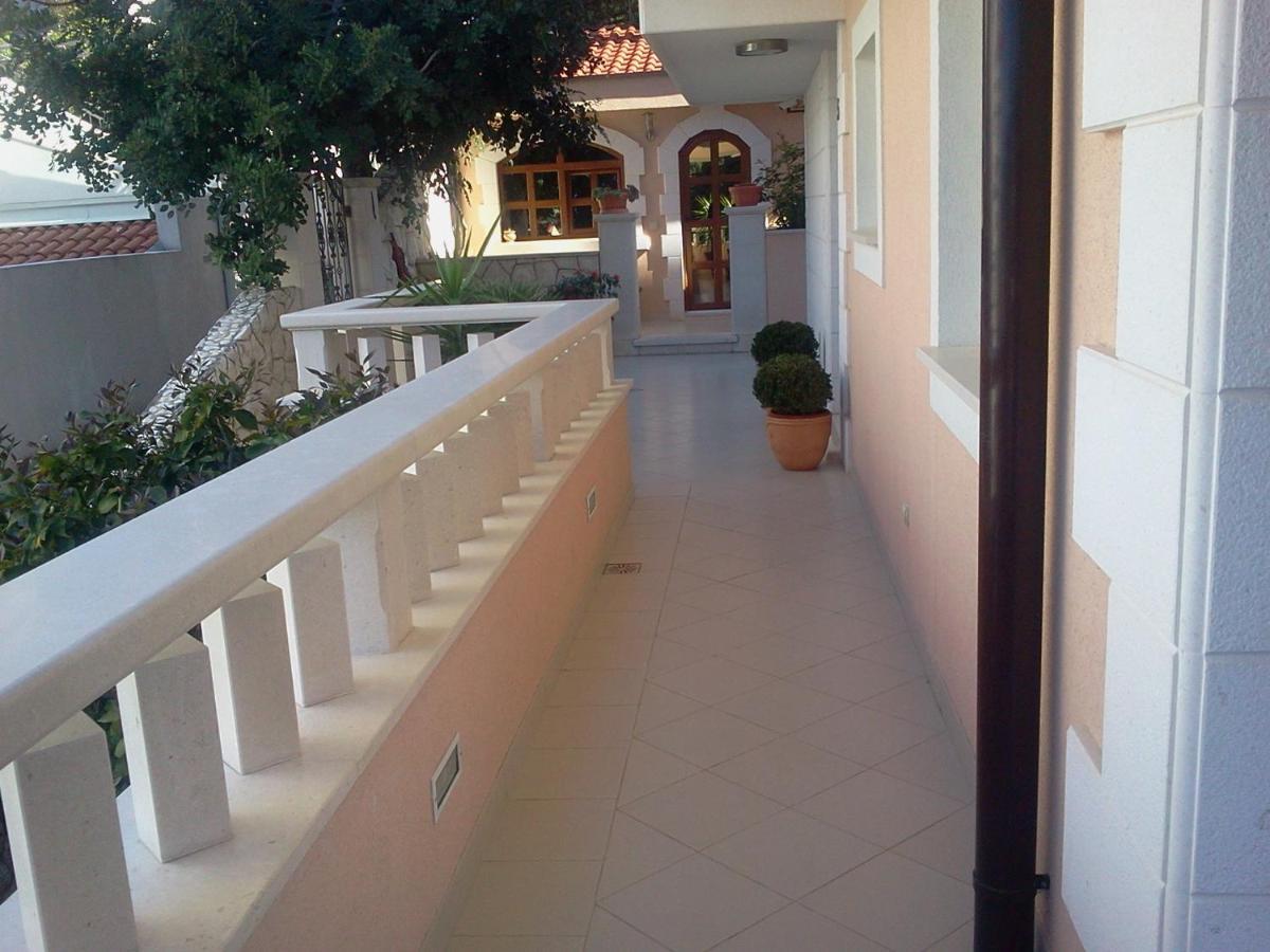 Apartments Jani هفار المظهر الخارجي الصورة